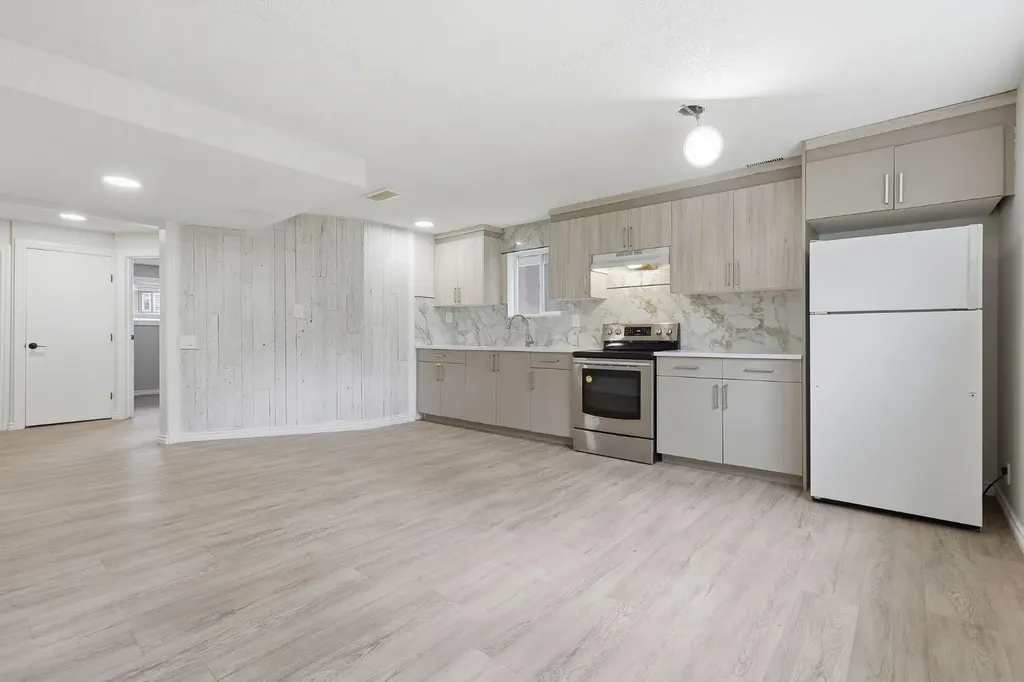 28 Fallingworth Court NE Calgary AB T3J1G4