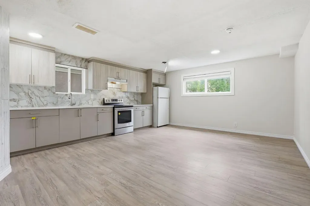 28 Fallingworth Court NE Calgary AB T3J1G4