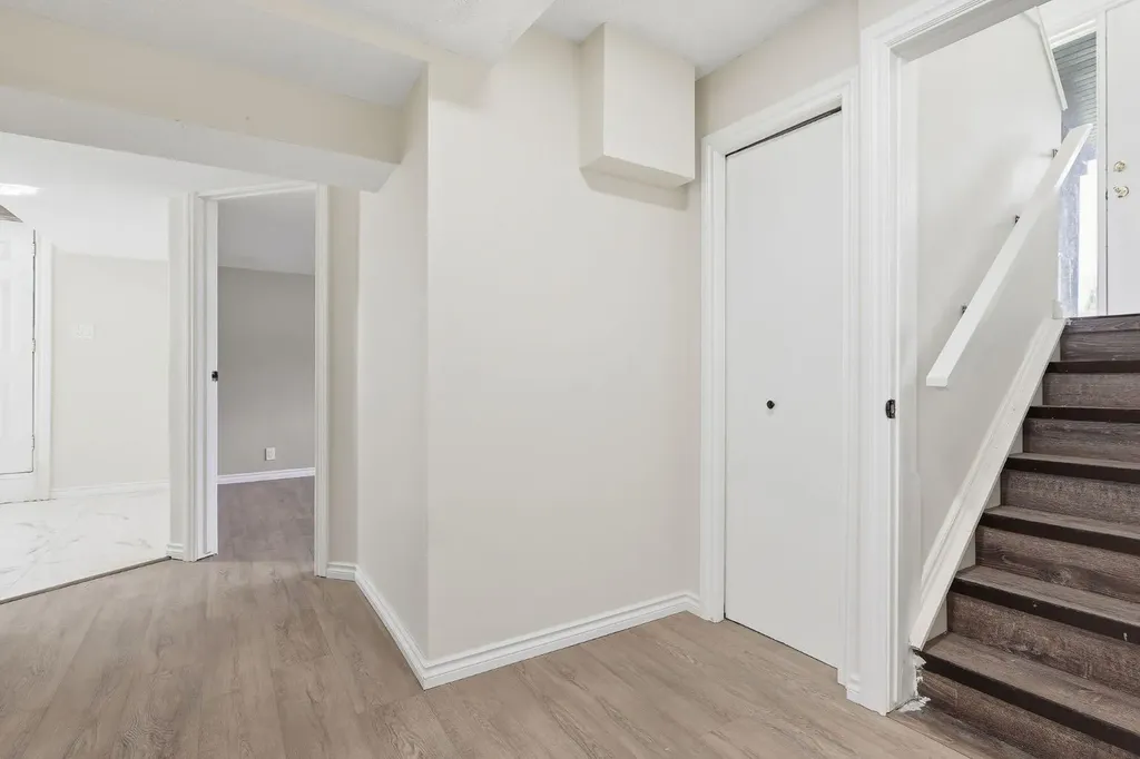 28 Fallingworth Court NE Calgary AB T3J1G4