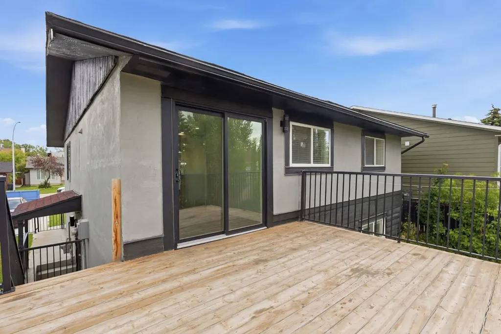 28 Fallingworth Court NE Calgary AB T3J1G4