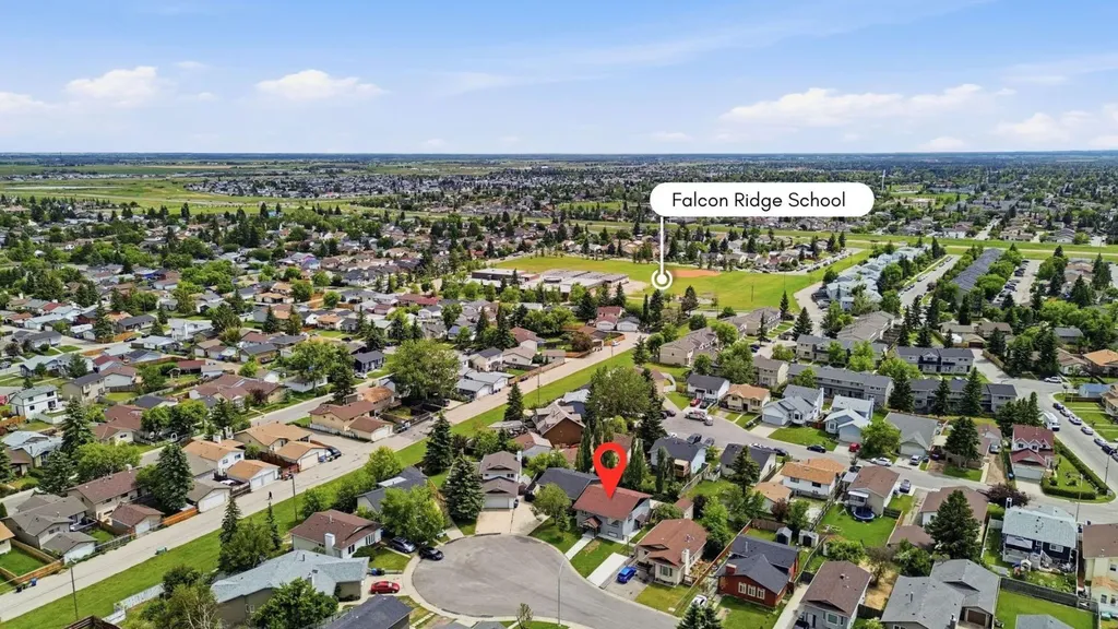 28 Fallingworth Court NE Calgary AB T3J1G4