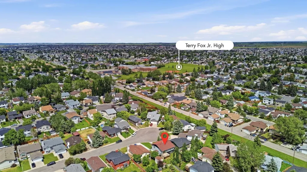 28 Fallingworth Court NE Calgary AB T3J1G4