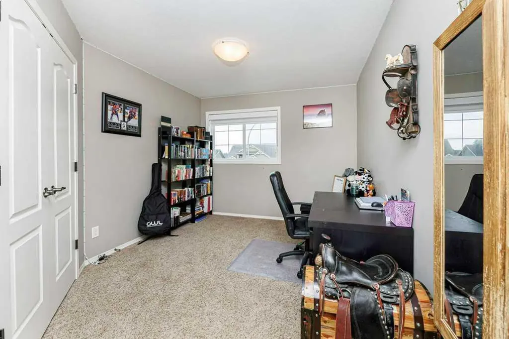 9 Henner's Outlook Lacombe AB T4L 1Z3