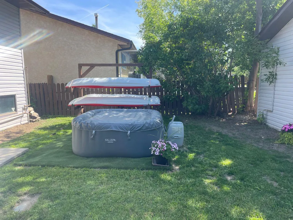 99 Spruce Avenue Brooks AB T1R0A7