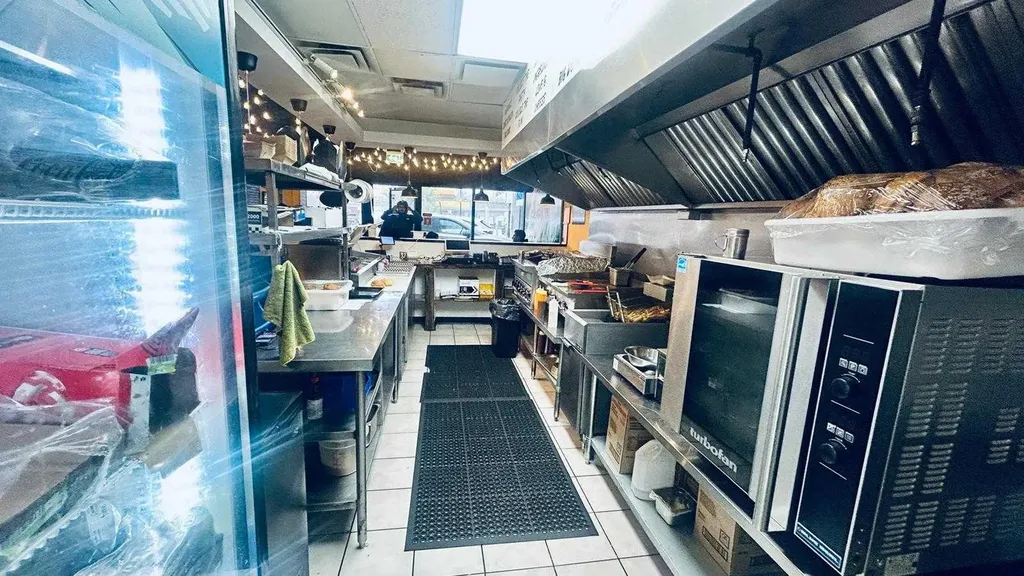 601 17 Avenue SW Calgary AB T2S 0B3