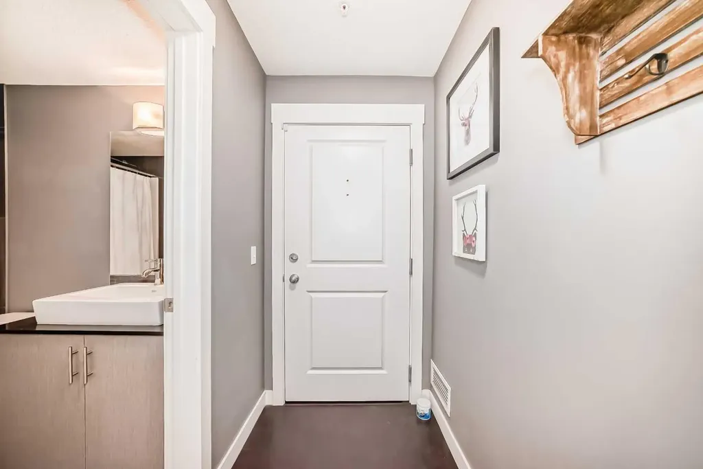 240 Skyview Ranch Road NE Calgary AB T3N 0P4