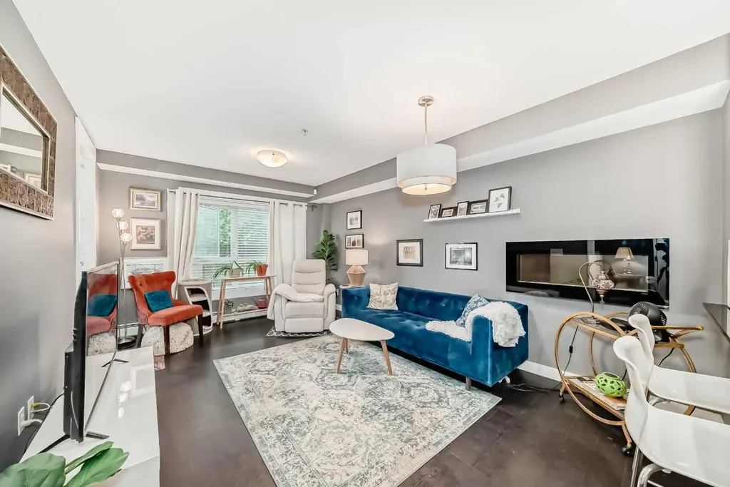 240 Skyview Ranch Road NE Calgary AB T3N 0P4