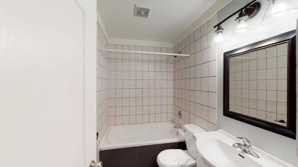 4 Mcleod Street Fort Mcmurray AB T9H 1Z5