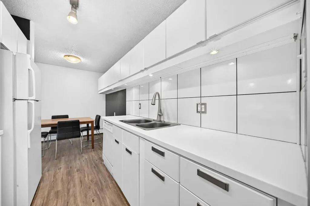 3115 51 Street SW Calgary AB T3E6P4