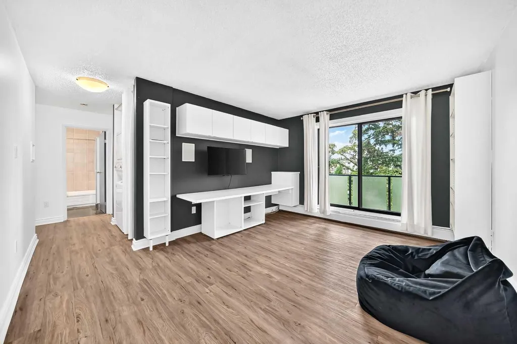 3115 51 Street SW Calgary AB T3E6P4