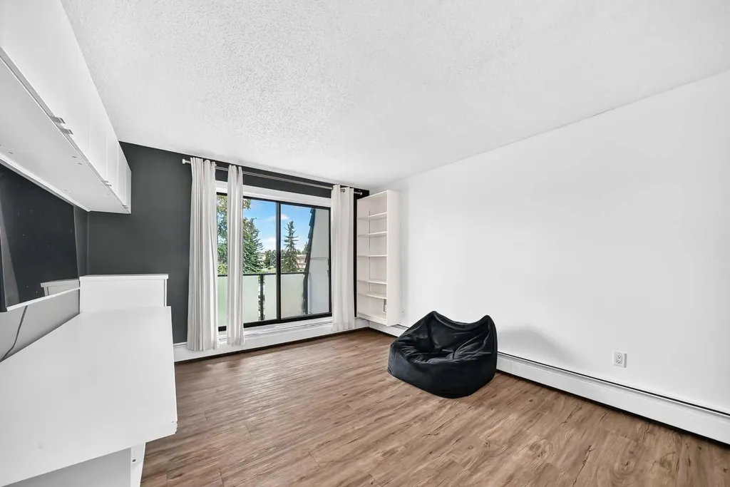3115 51 Street SW Calgary AB T3E6P4