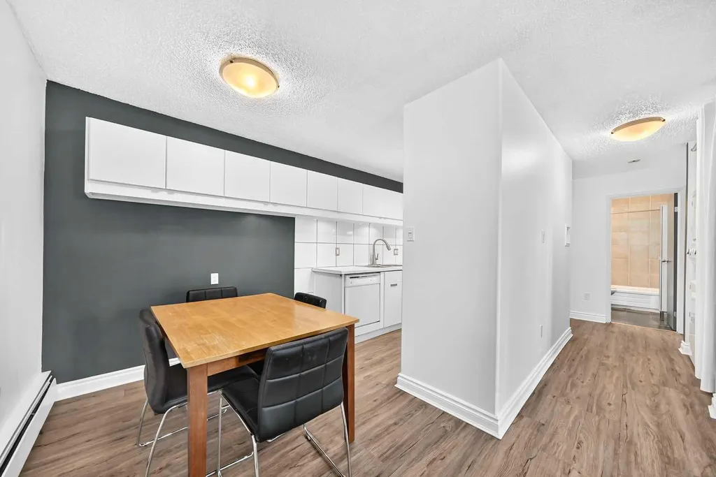 3115 51 Street SW Calgary AB T3E6P4