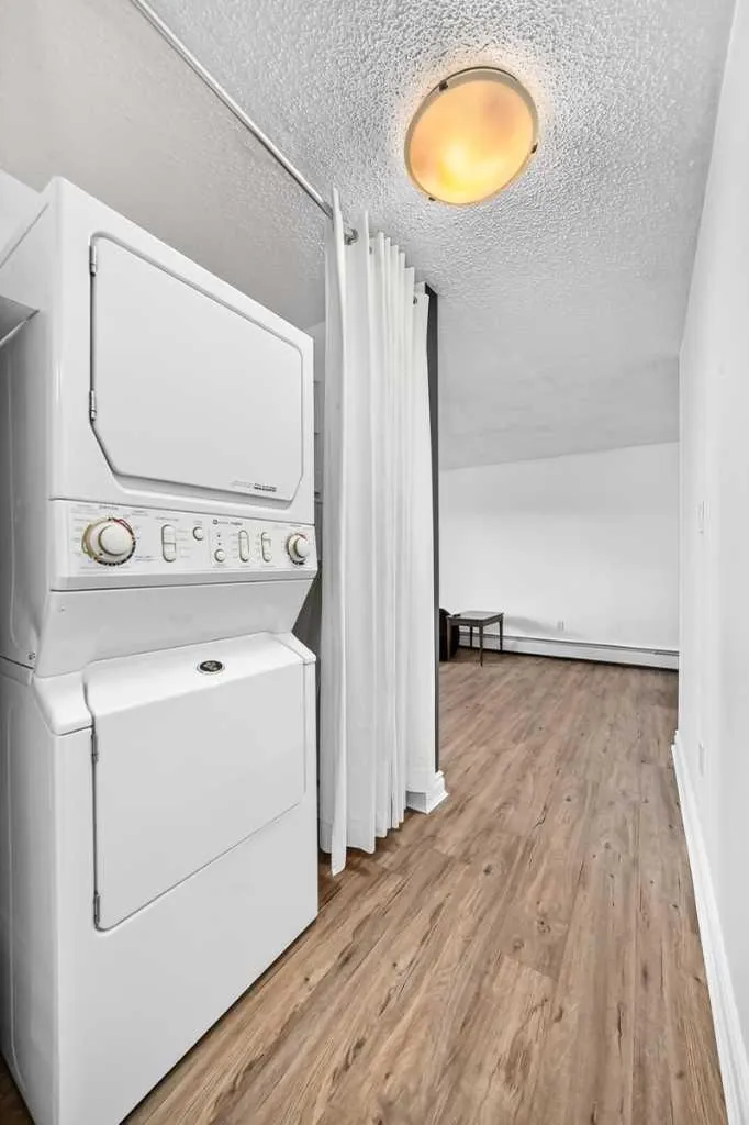 3115 51 Street SW Calgary AB T3E6P4