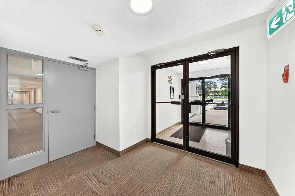 3115 51 Street SW Calgary AB T3E6P4