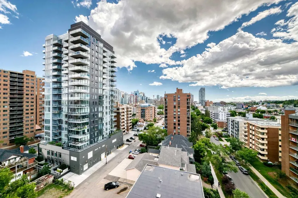 1330 15 Avenue SW Calgary AB T3C 3N7