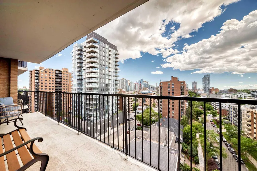 1330 15 Avenue SW Calgary AB T3C 3N7