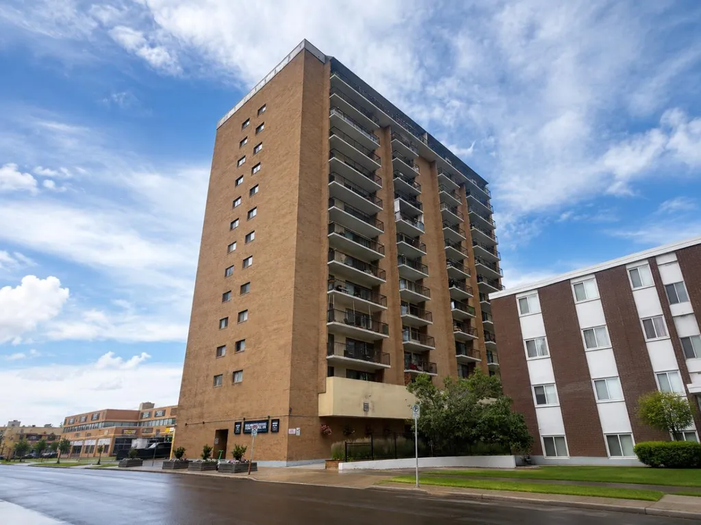 1330 15 Avenue SW Calgary AB T3C 3N7
