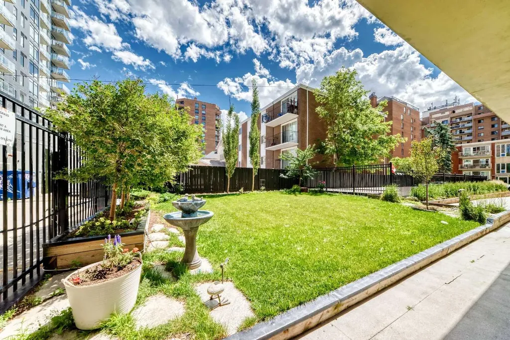 1330 15 Avenue SW Calgary AB T3C 3N7