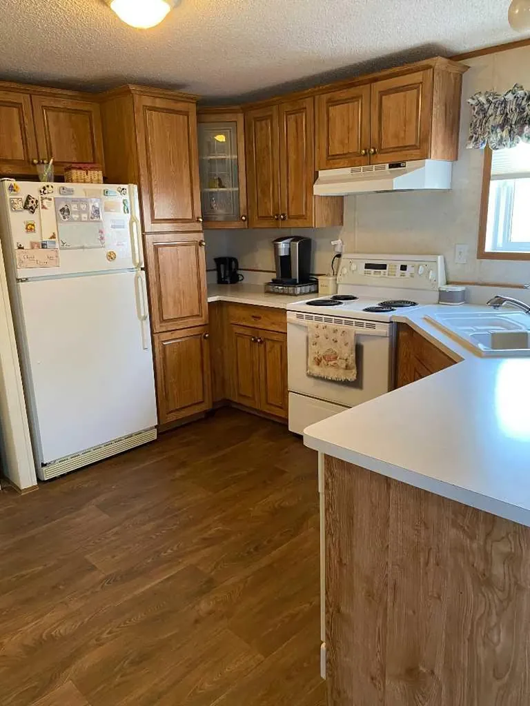4922 Womacks Road Blackfalds AB T0M0J0