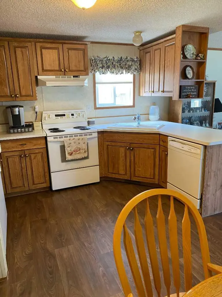 4922 Womacks Road Blackfalds AB T0M0J0