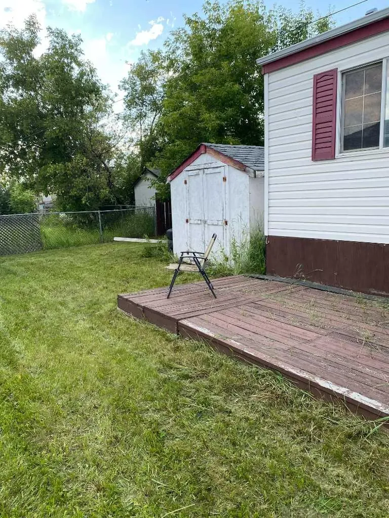 4922 Womacks Road Blackfalds AB T0M0J0