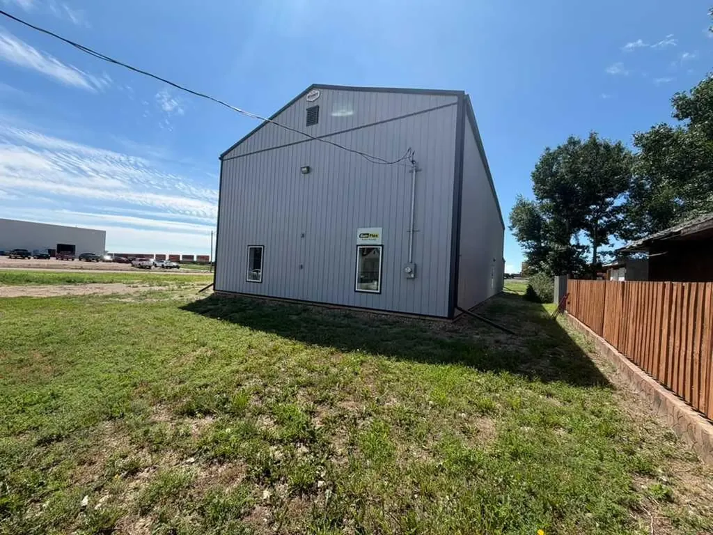 438 1 Avenue Bassano AB T0J 0B0