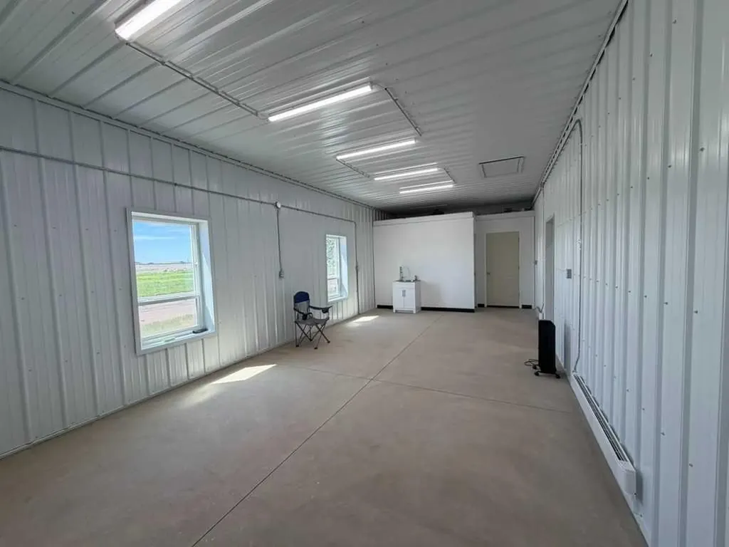 438 1 Avenue Bassano AB T0J 0B0
