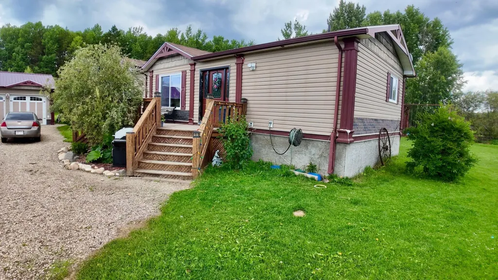 41, 130018 Twn Road 594 Whitecourt AB T7S1P6