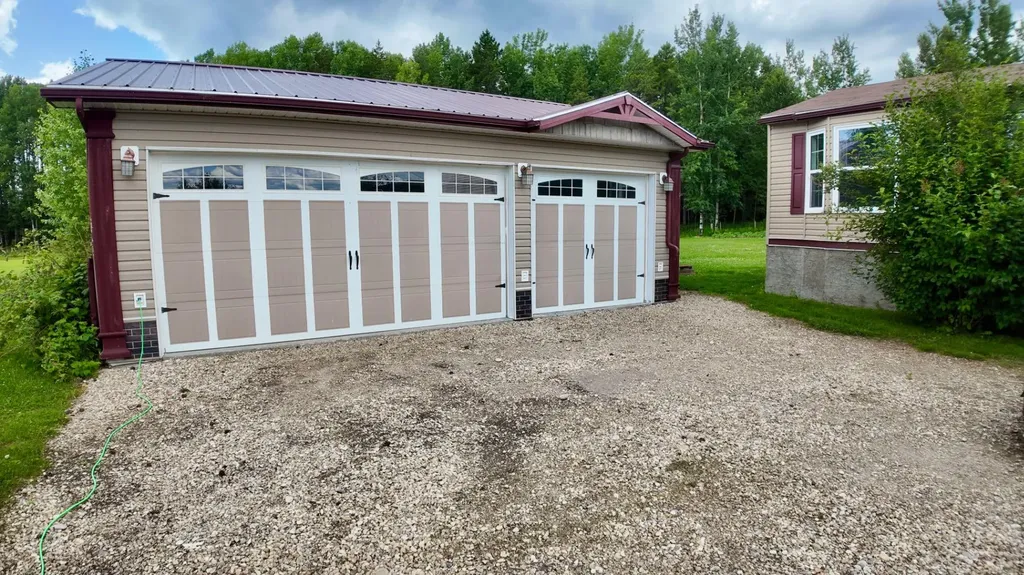 41, 130018 Twn Road 594 Whitecourt AB T7S1P6