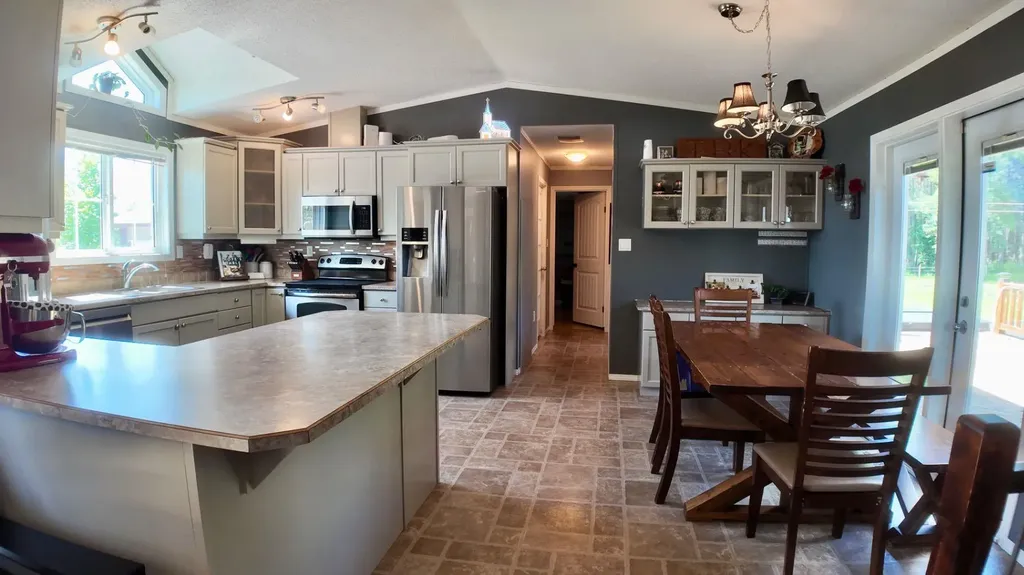 130018 Twn Road 54 Whitecourt AB T7S1P6