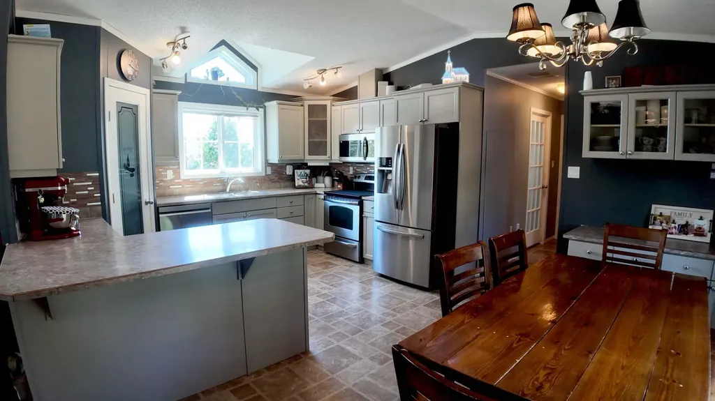 130018 Twn Road 54 Whitecourt AB T7S1P6