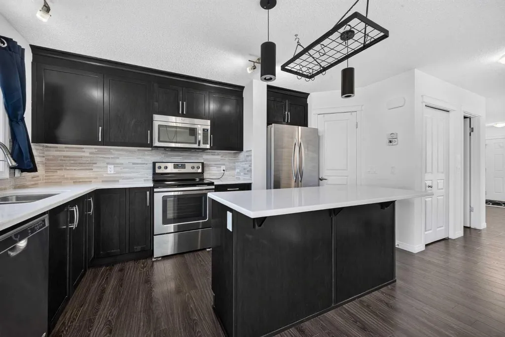 330 Auburn Meadows Boulevard SE Calgary AB T3M 2E5