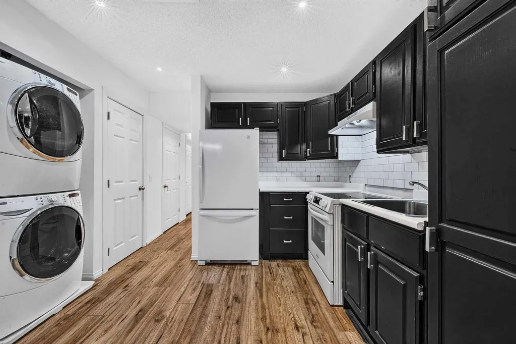 330 Auburn Meadows Boulevard SE Calgary AB T3M 2E5