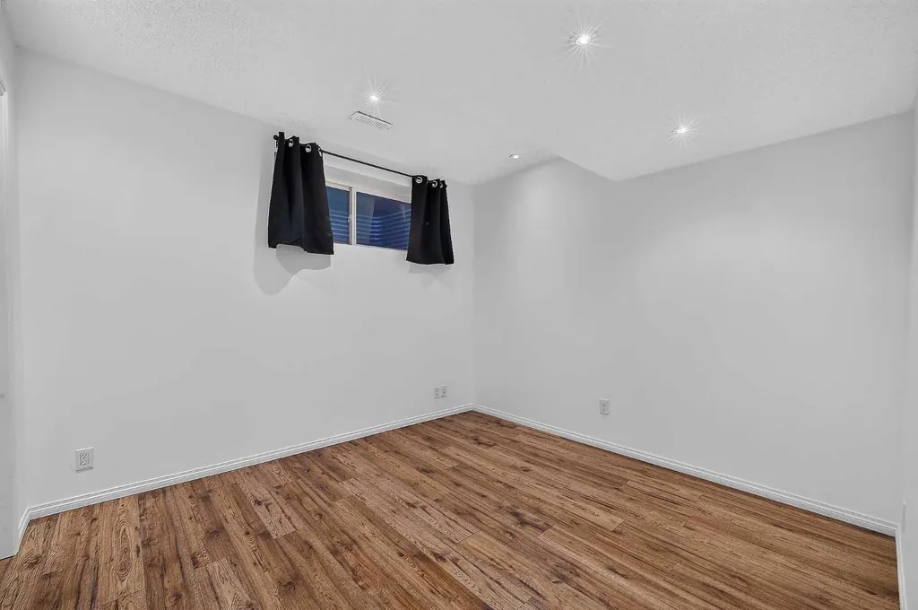 330 Auburn Meadows Boulevard SE Calgary AB T3M 2E5