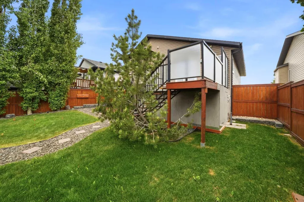 101 Oldring Crescent Red Deer AB T4P 0B9