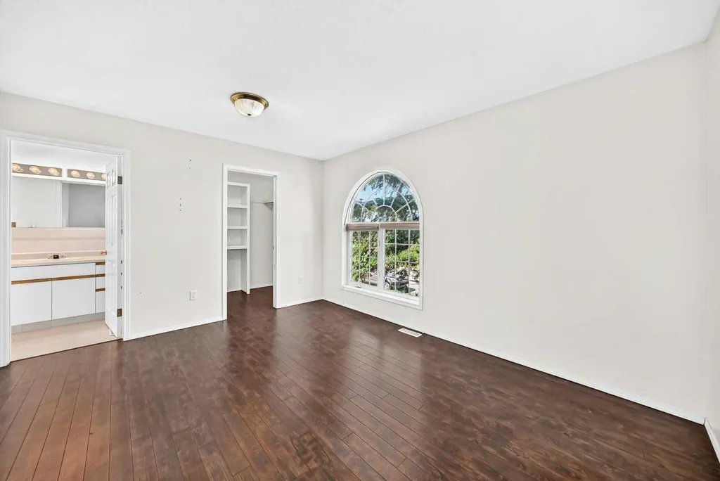 5 23 Avenue Close Bowden AB T0M 0K0