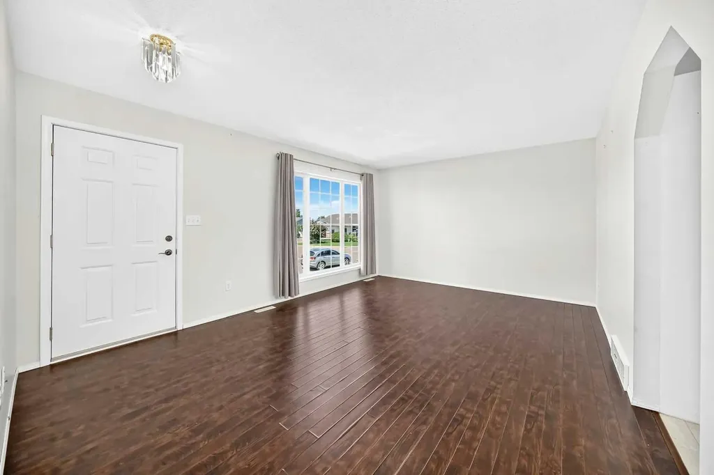 5 23 Avenue Close Bowden AB T0M 0K0