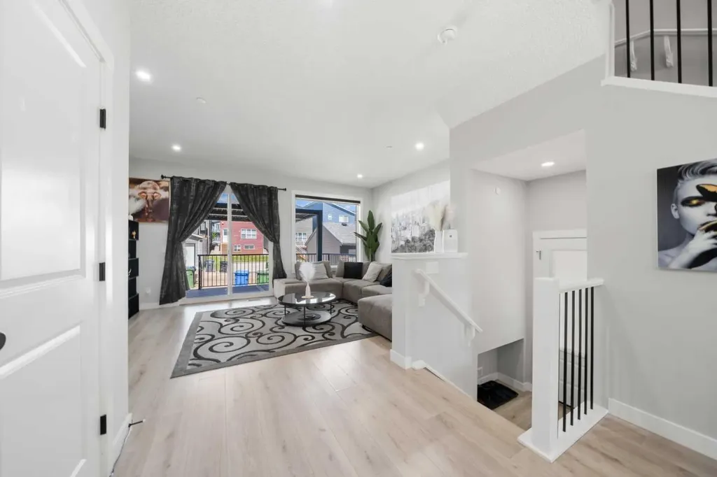 45 Herron Mews NE Calgary AB T3P 1Y1