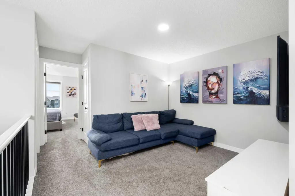 45 Herron Mews NE Calgary AB T3P 1Y1