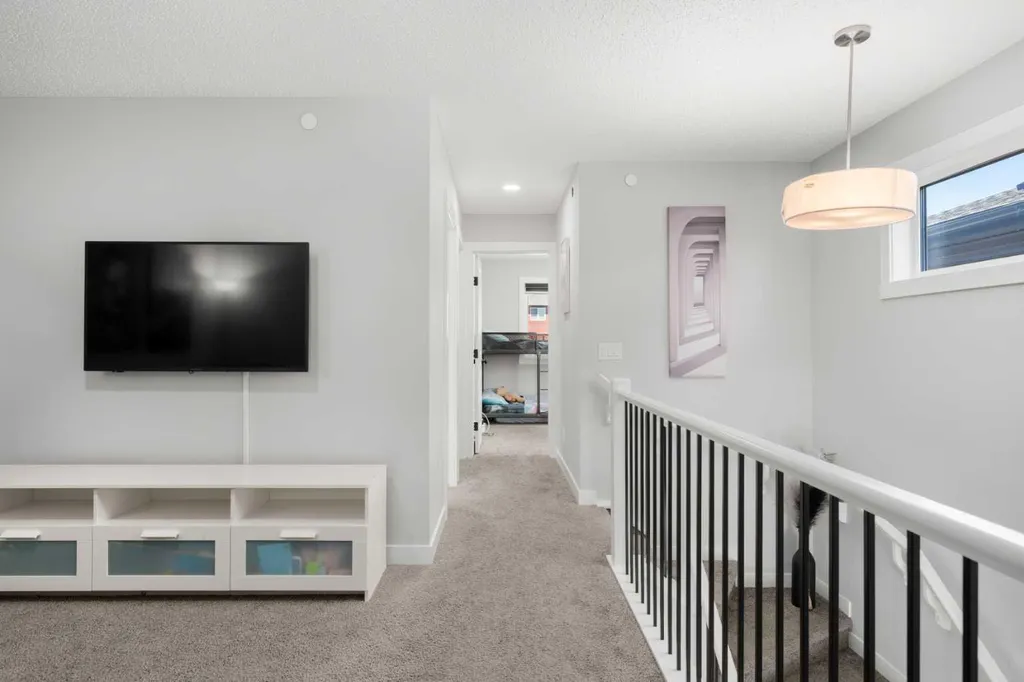 45 Herron Mews NE Calgary AB T3P 1Y1