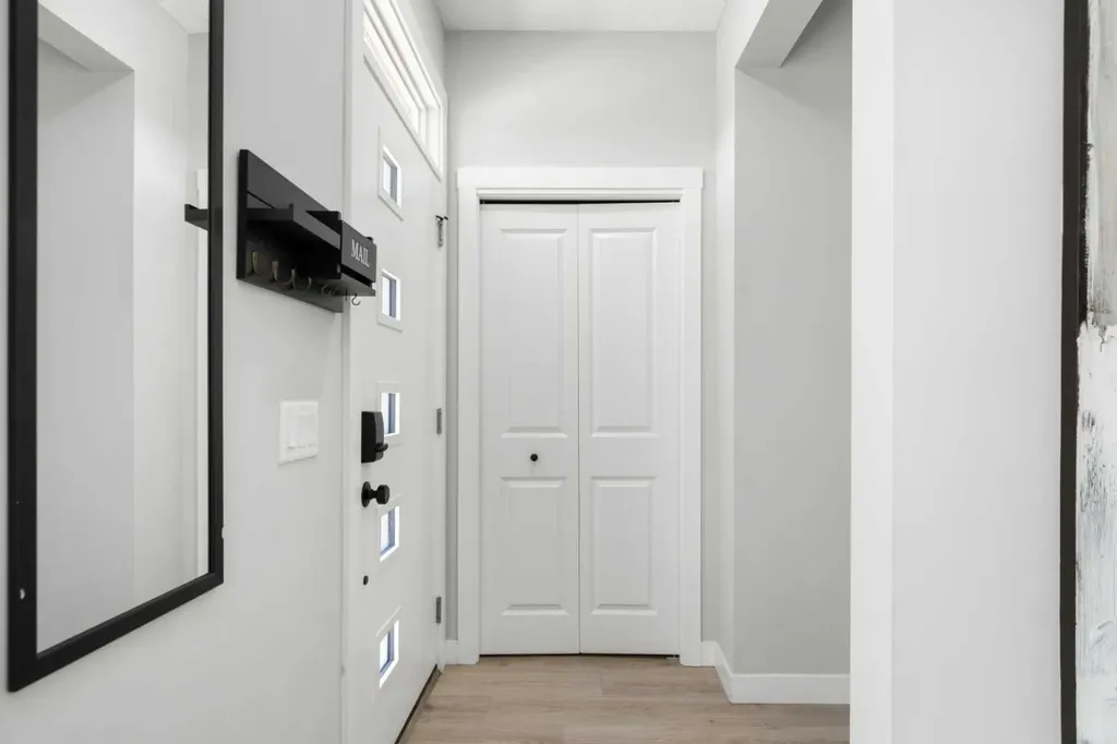 45 Herron Mews NE Calgary AB T3P 1Y1