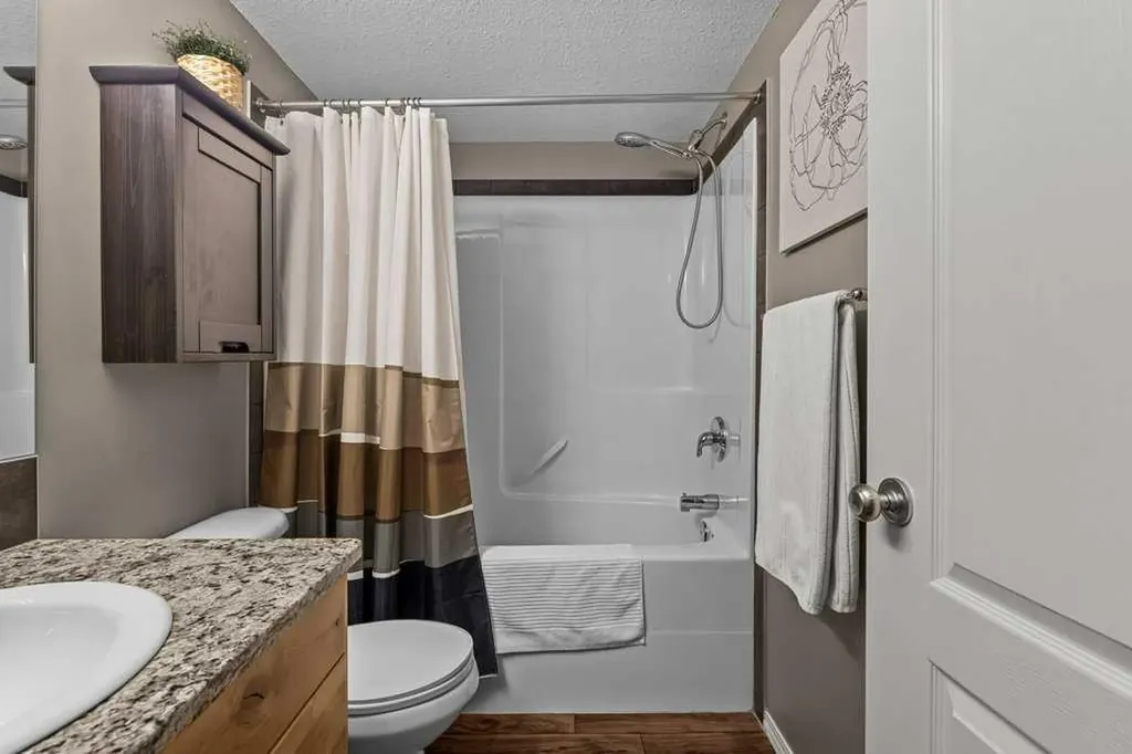300 Palliser Lane Canmore AB T1W 0H5