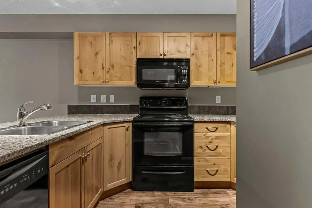300 Palliser Lane Canmore AB T1W 0H5