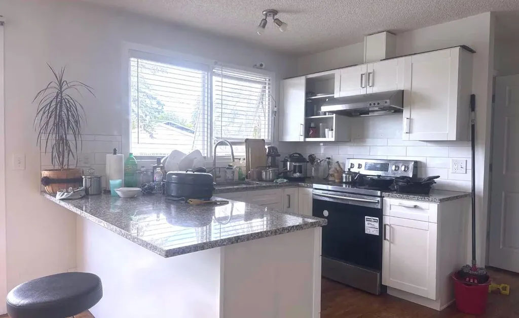 235 Penbrooke Close SE Calgary AB T2A 3N9