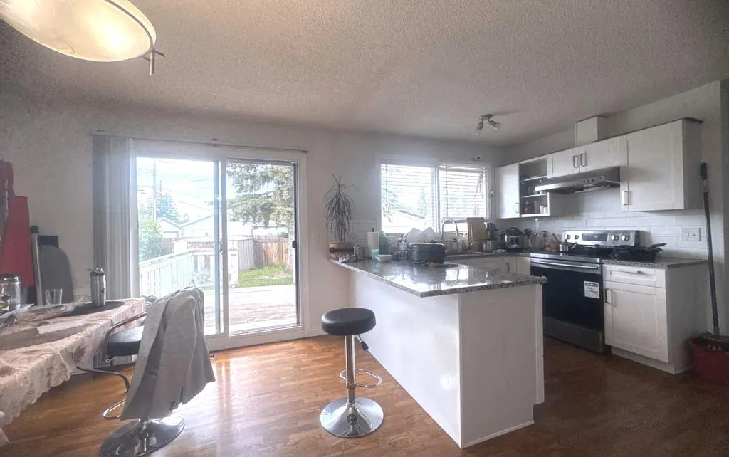 235 Penbrooke Close SE Calgary AB T2A 3N9