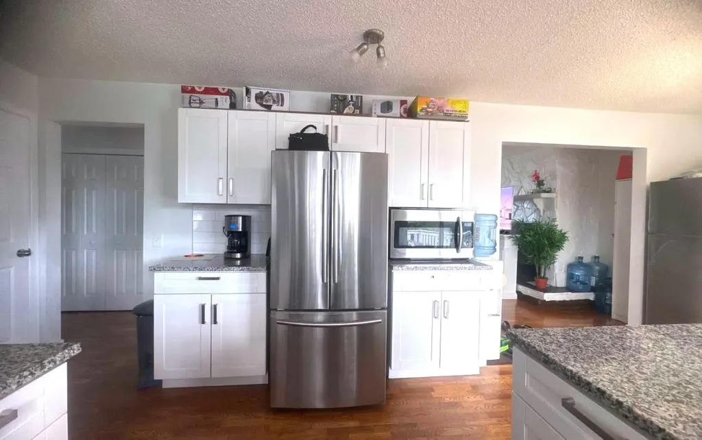 235 Penbrooke Close SE Calgary AB T2A 3N9
