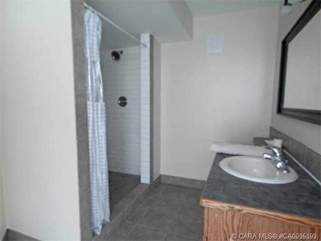4 Horne Close Sylvan Lake AB T4S 0C4