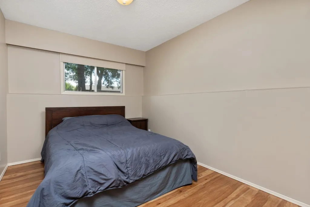 5110 49 Street Daysland AB T0B 1A0