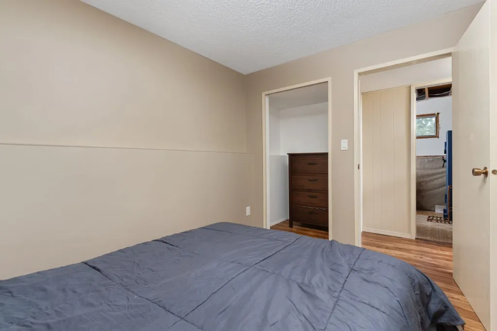 5110 49 Street Daysland AB T0B 1A0