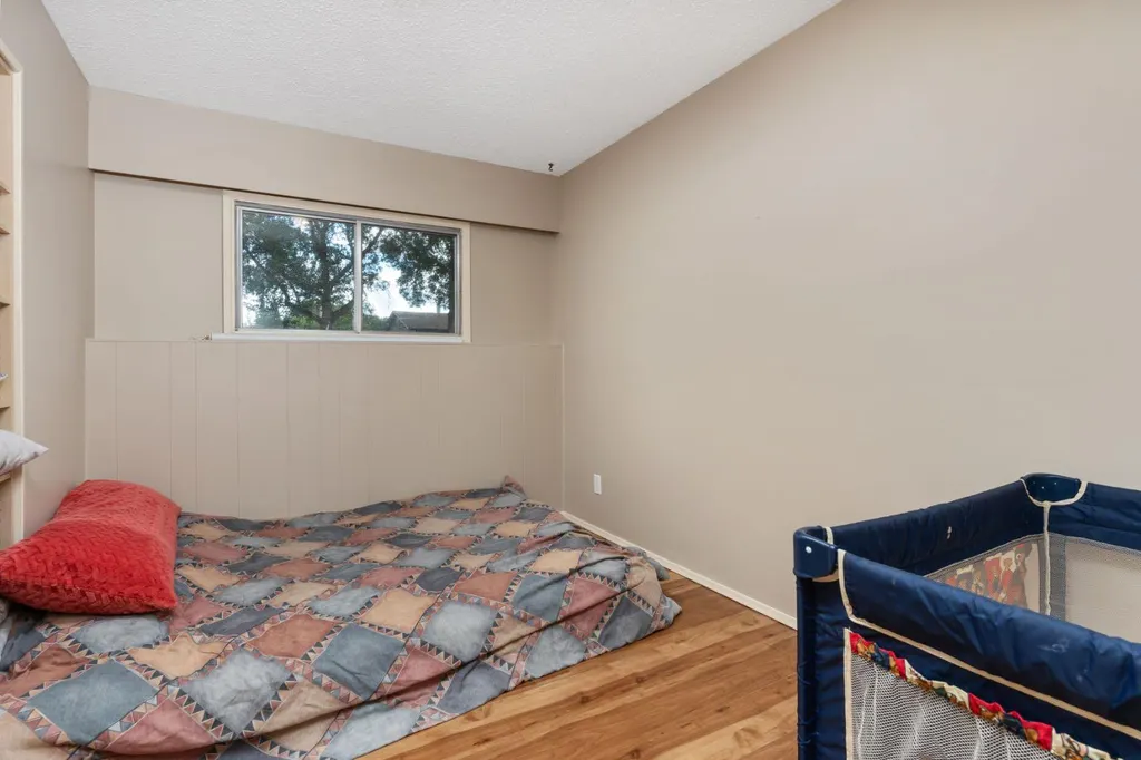 5110 49 Street Daysland AB T0B 1A0